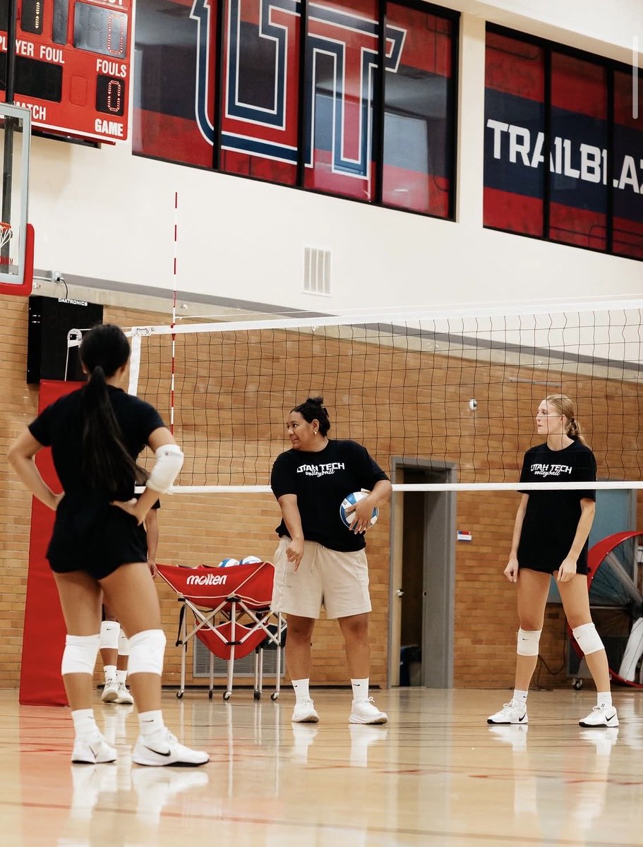 UtahTech_VB's tweet photo. WE’RE SO BACKKK🙂‍↕️‼️

#UtahTechisHere | #BigSkyVB https://t.co/j3Akl96Rgl