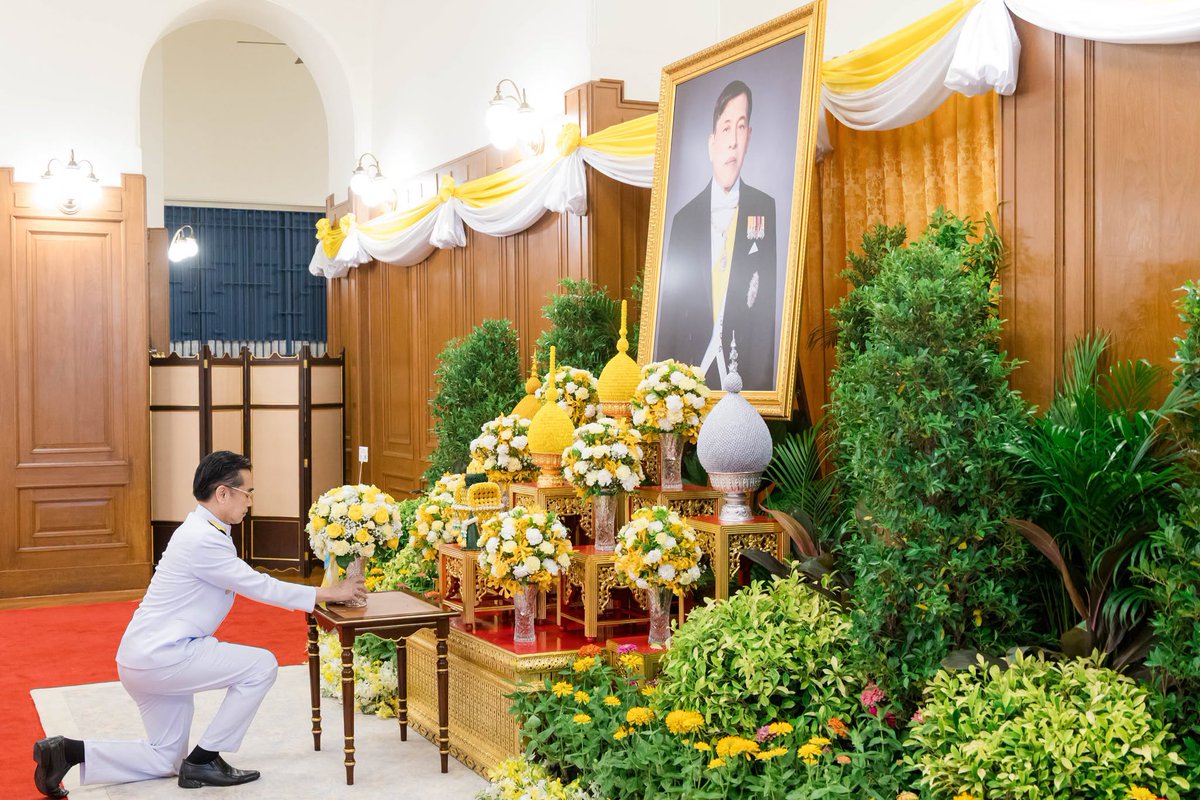 PR_BDE's tweet photo. BDE ร่วมลงนามถวายพระพรพระบาทสมเด็จพระเจ้าอยู่หัว เนื่องในโอกาสวันเฉลิมพระชนมพรรษา 28 กรกฎาคม 2569 
.
อ่านข่าวเพิ่มเติม
https://t.co/tk4JPE97ct 
.
#BDE https://t.co/gqe4EBIlBc