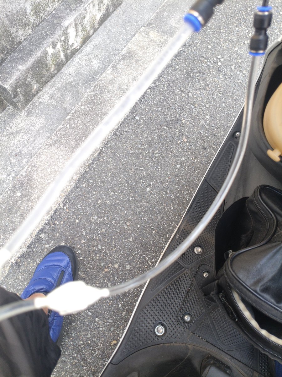 kanebu2017's tweet photo. キンキンに冷えた水が循環されてるけど帰りはぬるま湯（笑）そりゃ氷も溶けるよなあ https://t.co/YwpV390w3F
