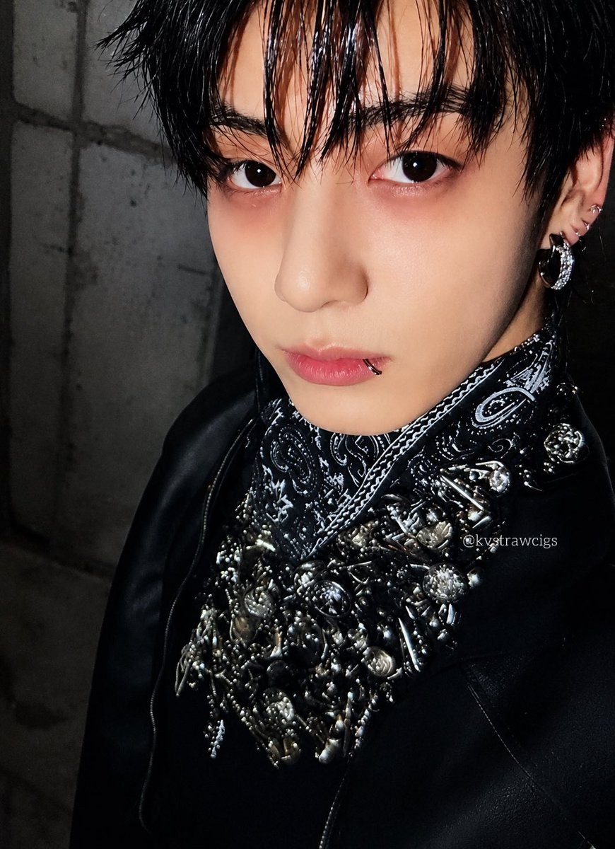 kvstrawcigs's tweet photo. Taekook US Tour PCs🖤 https://t.co/AG4iEGQuRv