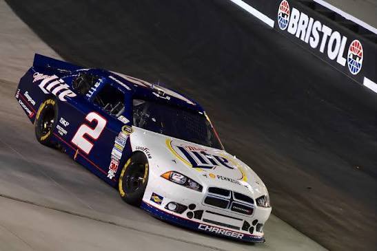 dngnascar's tweet photo. One of the best car &amp; paint combos ever ran imo https://t.co/DuNettWluB