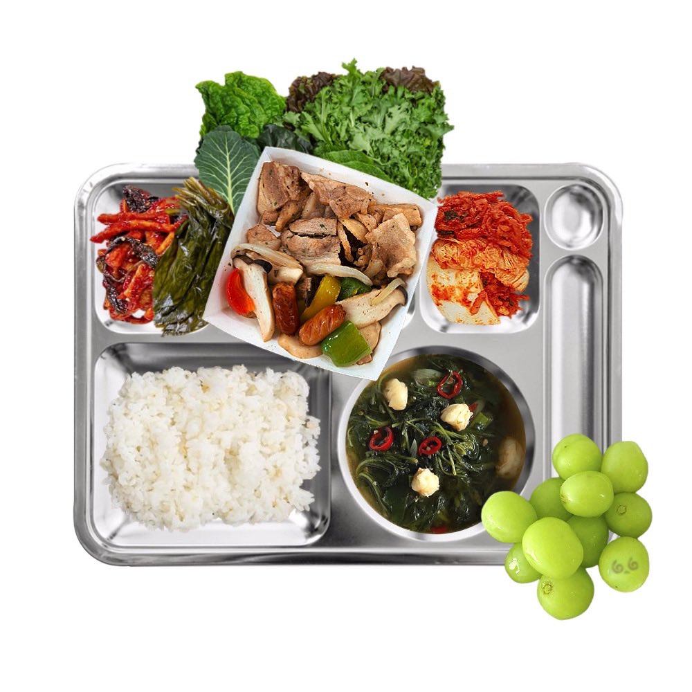 tokki_meal's tweet photo. 26.07.31 (금) 중식

무말랭이무침
모듬쌈
명이나물장아찌
보쌈김치
샤인머스켓
현미밥
새우살아욱국
삼겹살캠핑구이

1455.49 Kcal https://t.co/rAt6IUcaGx