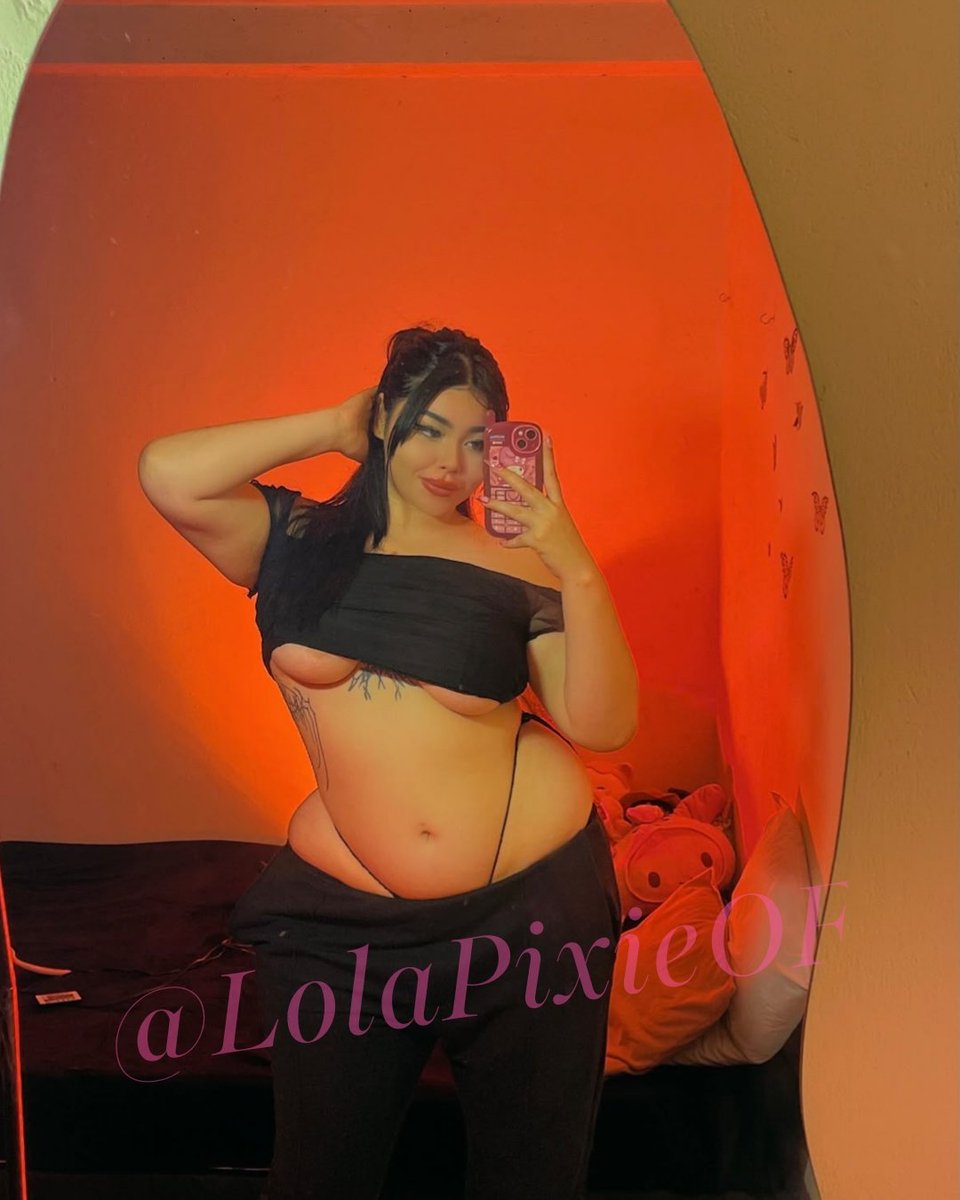 LolaPixieOF's tweet photo. Do you like this angle?👀 https://t.co/ojGluIxZSa