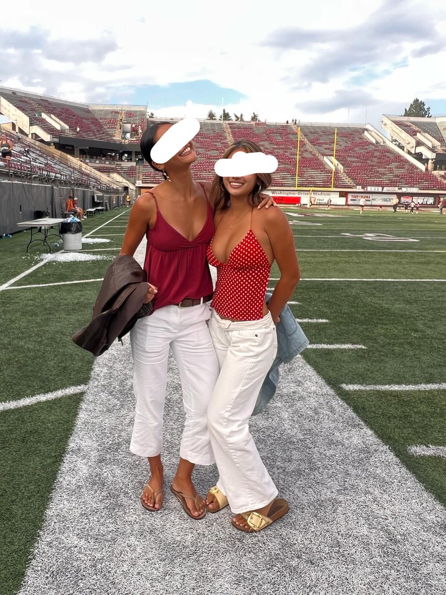 thefuneverends's tweet photo. ABG college baddie called me up to meet her at a parking lot the other day https://t.co/1yjy1GJsxW