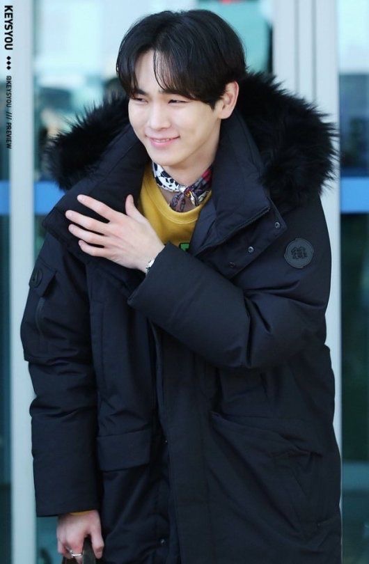 hourlykkb's tweet photo. #KEY #키 #キー #SHINee #샤이니 @SHINee https://t.co/7GMmU9xaTv