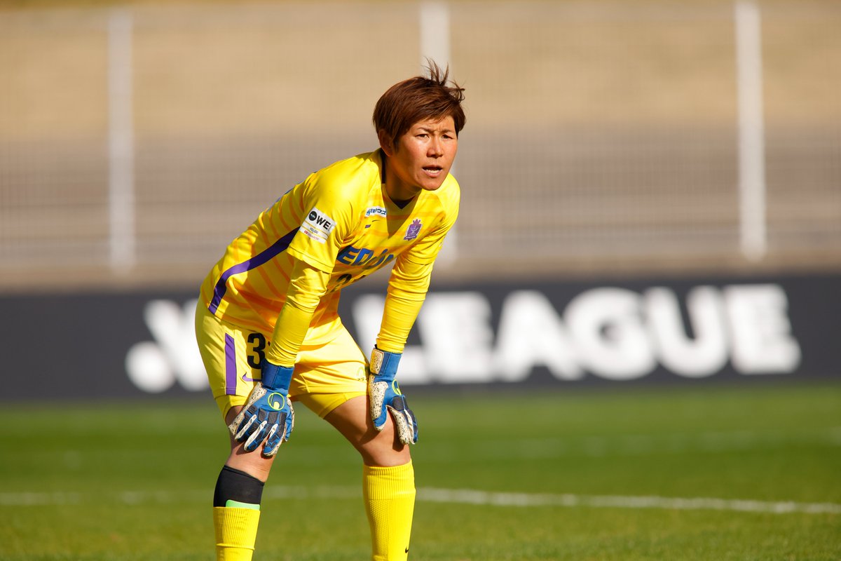 sanfrecceREGINA's tweet photo. #福元美穂 選手が
現役を引退されることとなりました。

創設メンバーとして4シーズン在籍し、
最後尾から仲間を鼓舞し、ゴールを守り続けた姿は多くの人の記憶に刻まれています。

長年にわたる現役生活、本当にお疲れさまでした💐
新たなステージでのご活躍を心より応援しています💜

#サンフレッチェ広島レジーナ