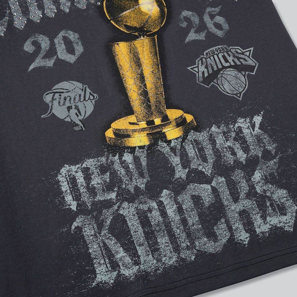 SneakerShouts's tweet photo. Still Available: Nike Knicks 2026 NBA Finals Champions Authentic Locker Room Limited Edition T-Shirt restocked online 🔥 

BUY HERE: https://t.co/lwFaFKHRm8 https://t.co/BNJcKuNYYd