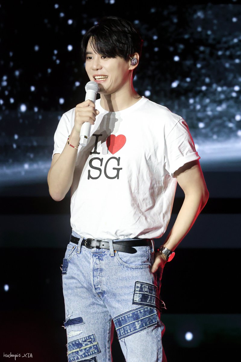 huchupic_XIA's tweet photo. 260719 XIA 6TH ASIA TOUR CONCERT GRAVITY IN SINGAPORE 

#김준수 #XIA #金俊秀 #ジュンス #GRAVITY_IN_SINGAPORE https://t.co/lCuy6jvhvs