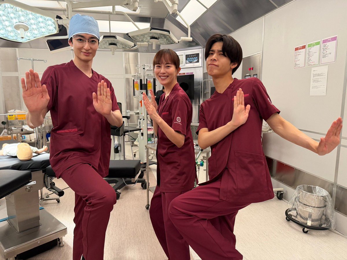 unpre_'s tweet photo. 今週もありがとうございました。
愉快なおふたり。これからたくさんつきまとわれそうです。🤝
ノーオブラートストイックメガネですが、何卒。☺️
まだまだ配信などでもみてくれたら嬉しいです。
#ファーストクライ 🏕️ https://t.co/vf5FWVbIqX