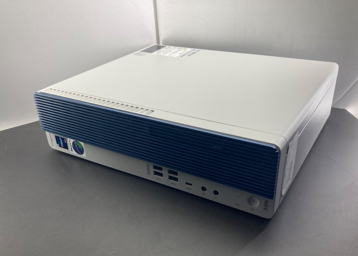 sofmap_reuse's tweet photo. いろいろついててこのお値段🤯

『Mate タイプMB PC-MKN48BZGK』
79,980円 (税込)

✨オススメポイント
・キーボードもマウスもモニターも付いてます
・本体にはDVDドライブも搭載
・縦でも横でも邪魔にならないスリムタワー筐体

【ソフマップなんば店】にて販売中
リンクはツリーに👇 https://t.co/DHhlHJINKo