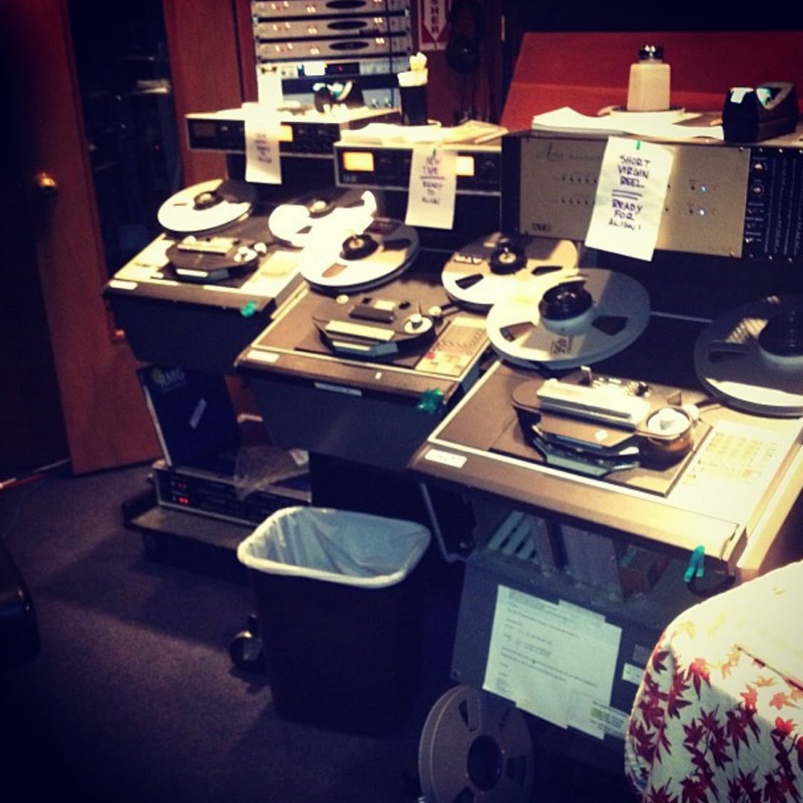 Daft_Wub's tweet photo. Random Access Memories studio behind the scenes photos shared by an engineer https://t.co/Kc9eUrGnJ6
