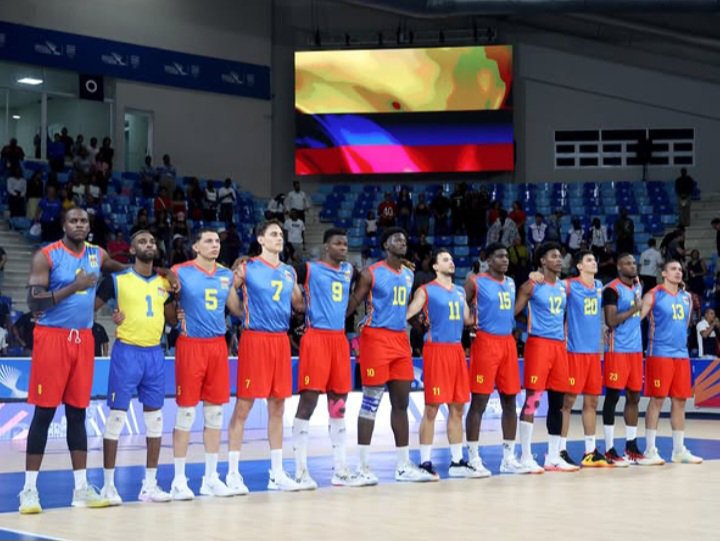 danizgomezz's tweet photo. Colombia 🇨🇴 Campeón en el Voleibol 🏐 por primera vez en la historia de los Juegos Centroamericanos y del Caribe https://t.co/0cq16pM8vJ