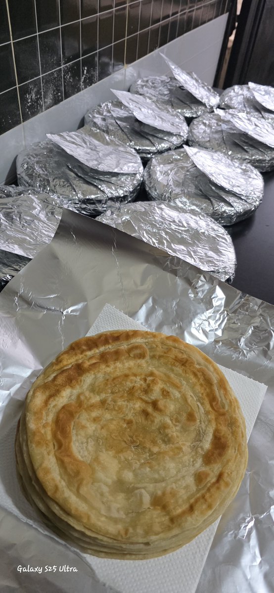 chapatimistress's tweet photo. Halfway done, 200 more to go ✨️

#Chapatimistress 🇰🇪 https://t.co/PSAvCKG0r3