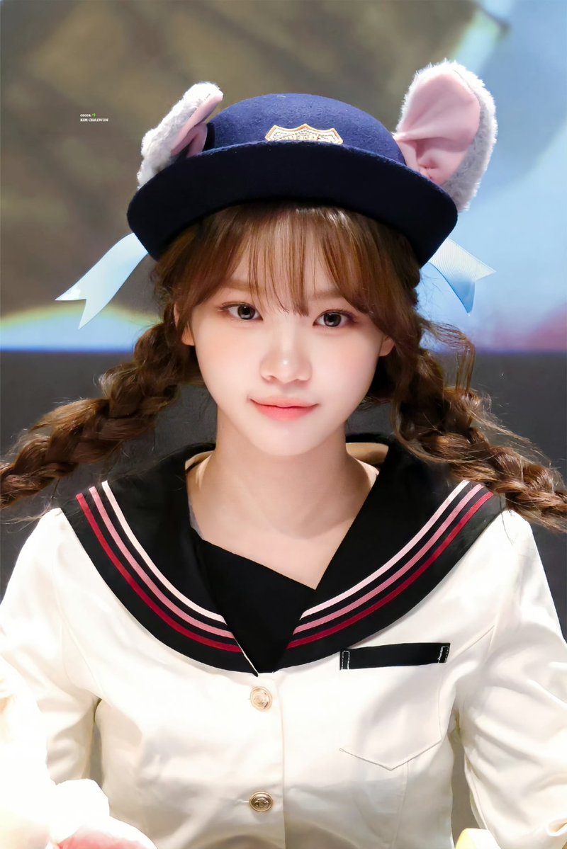LILAaa_chae's tweet photo. We hope you receive piles of sweet gifts and sincere words from everyone who deeply adores you, dearest Chaewon.

TIME TO CELEBRATE CHAEWON
#TimeToChaelebrate
#여름의인트로_김채원 https://t.co/vdK4morntw