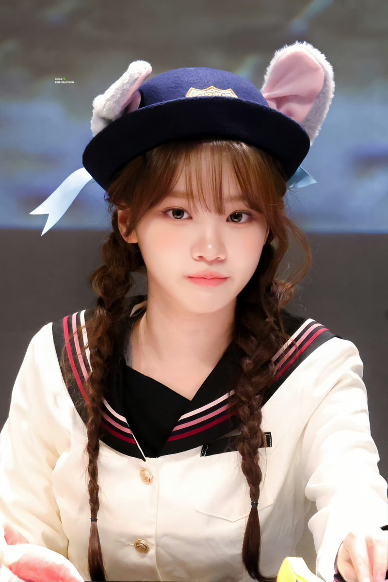 LILAaa_chae's tweet photo. We hope you receive piles of sweet gifts and sincere words from everyone who deeply adores you, dearest Chaewon.

TIME TO CELEBRATE CHAEWON
#TimeToChaelebrate
#여름의인트로_김채원 https://t.co/vdK4morntw