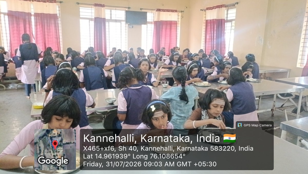 MdrsItagi's tweet photo. Breakfast 
#SocialAudit_SWDMeals 
#Socialwelfare_karnataka https://t.co/7eb4Tsnecp