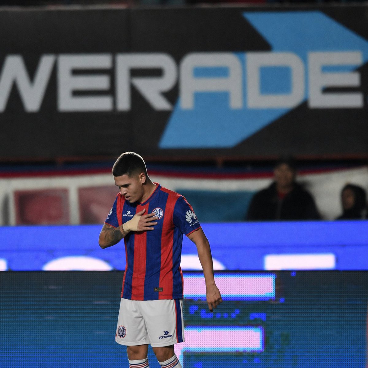 FacuAVSL's tweet photo. #QuinteroASanLorenzo 
que lo pague Atomik @MarceCulotta @SanLorenzo https://t.co/zNkjyQaNLQ