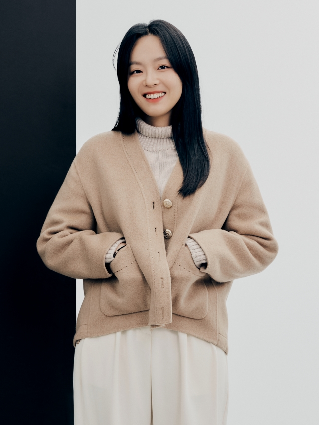 uahan2's tweet photo. 이상희, 넷플릭스 시리즈 ‘퍼스트 닥터’ 합류

존폐 위기에 놓인 소아외과를 배경으로 벼랑 끝에 몰린 의사 허지완의 이야기

연출: 홍종찬 (참교육)
출연: 정려원, 하윤경, 백현진, 김종수, 김무열

출처: https://t.co/c96y8cKgQr https://t.co/aQaq0K8zv1