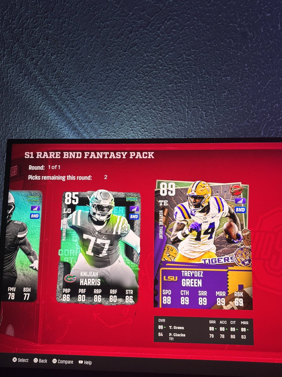 Ohiohasachance's tweet photo. @SlayiNSlays Level 50 pack wasn’t to bad https://t.co/Vsf6cwd5y6