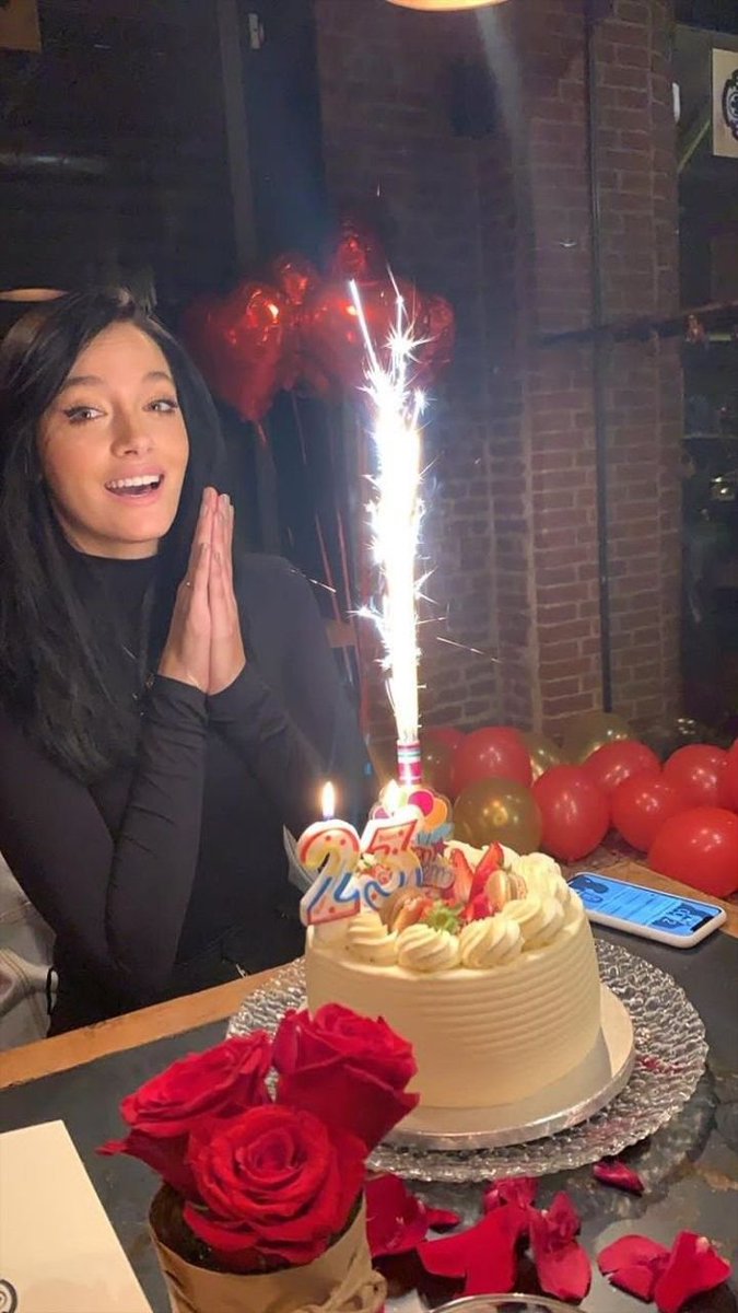 MightJstBeInLuv's tweet photo. Buzón de cumple  ⋆✴︎˚｡⋆ 🎂 ༘⋆⋆.𐙚 ̊

Holiss, el 9/08 es mi cumple y queria dejar este tweet para que pongan mensajes, gifs o lo que ustedes quieran🩷

Voy a silenciar el tweet y ese dia lo abro 💞 https://t.co/ngI484tzWX