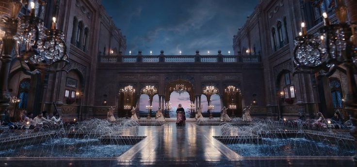 Worship_SRK's tweet photo. If 4000 Cr Was Allocated To Sanjay Leela Bhansali, Imagine What He Could have Delivered. https://t.co/jBX86qStJL