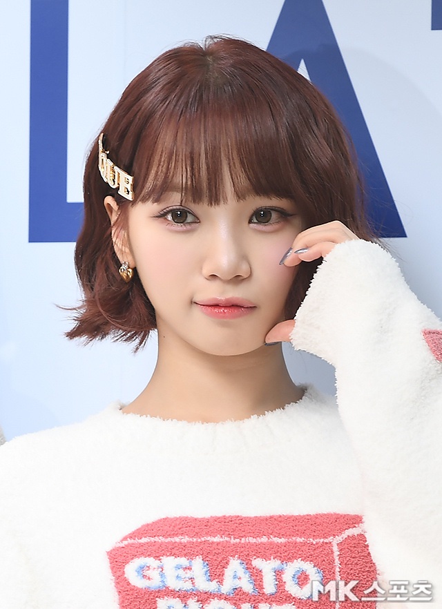LILAaa_chae's tweet photo. We will keep streaming your songs and supporting every project you decide to take part in, dedicated to you, Chaewon.

TIME TO CELEBRATE CHAEWON
#TimeToChaelebrate
#여름의인트로_김채원 https://t.co/t01eIpuMLI