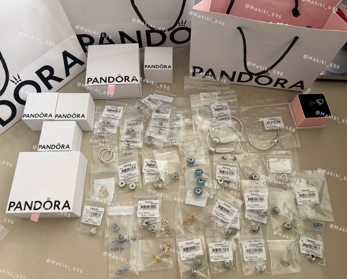 Makiki696's tweet photo. 💘พร้อมส่ง Pandora ลด 50%  ทุกชิ้นเลยค่า
ของฮิตๆ แรร์ๆทั้งนั้น คัดสรรมาให้แร้วคับบ

เดี๋ยวมาลงราคาให้น้า หรืออยากเอฟตัวไหนทักมาก่อนได้ค่ะ 

🛍️ มีอุปกรณ์ กล่อง/ถุง ให้ครบตามจำนวนชิ้นเลยค่ะ 

📮 ส่งฟรีทุกชิ้นค่า
#PandoraTH #PandoraxKengNamping https://t.co/OMpKTMvUGM