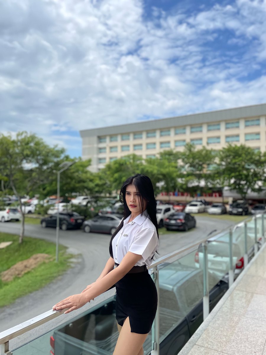 Ranchi8zs's tweet photo. คิดถึงชุดนักศึกษาจัง 🎓📚
#อุดมสุข #บางนา #สมุทรปราการ https://t.co/Q3xS4wItgy