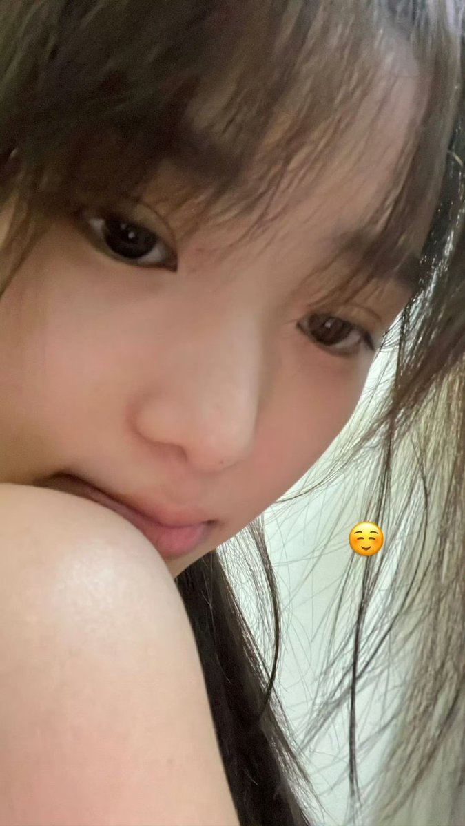 zoey_oc's tweet photo. มีมุมเหมือนร้าชาบ้างแล้ว🐣🐼🤏🏻 https://t.co/8pHEjol6gU