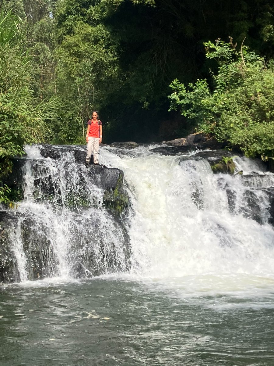 ms_sunshine_ke's tweet photo. I will never tire #chasingwaterfalls
#outside #hiking #makeitkenya #magicalkenya #whyilovekenya #itchyfeethikers https://t.co/3EkhS0e1WF