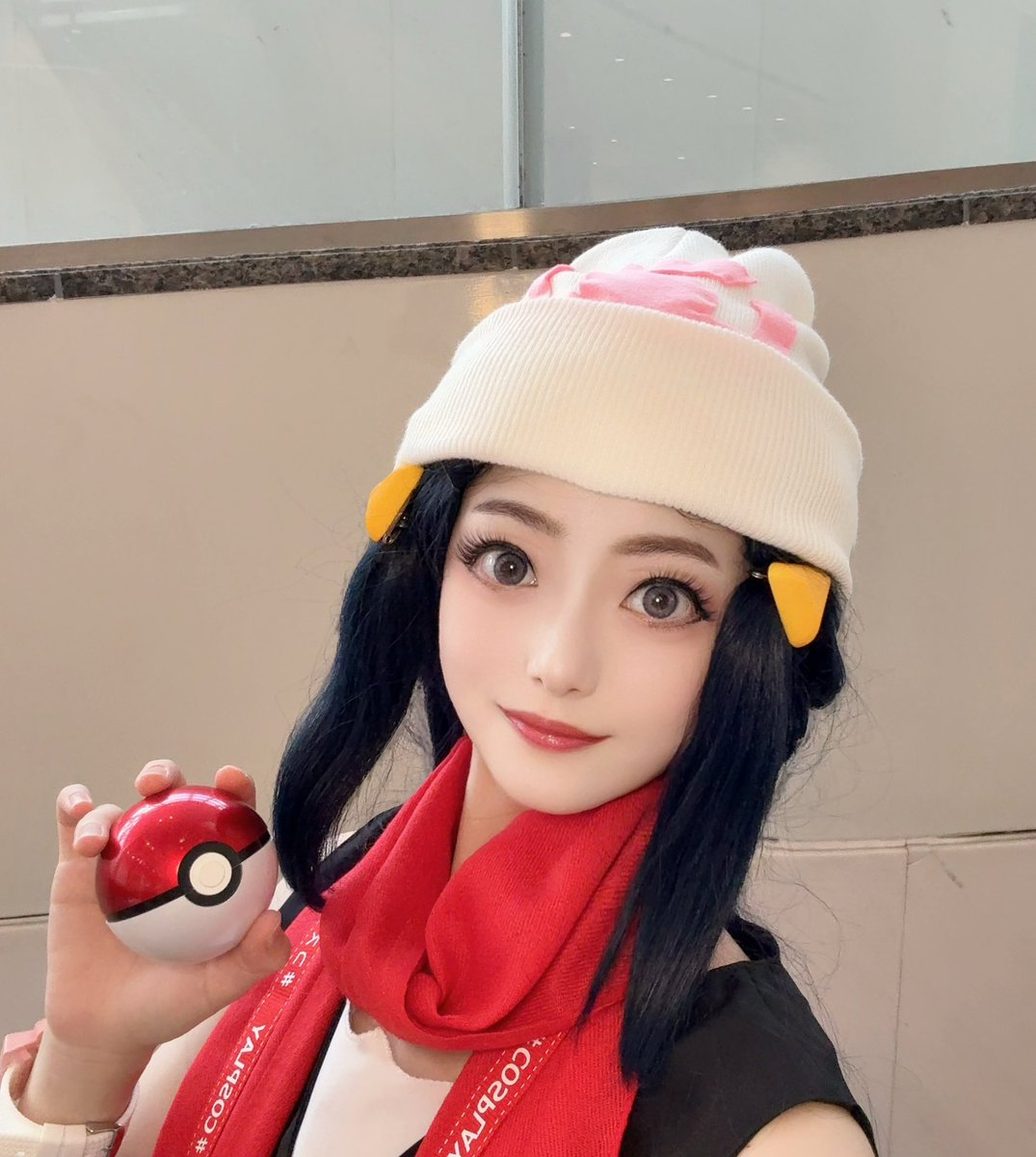 rubyred_16's tweet photo. このあとコスサミ前夜祭！
19:00〜レッドカーペットに登場予定です！
ポケモンのヒカリです、エンペルトも一緒🐧

現地にいる方は良かったら写真撮ってね！✨✨

YouTubeやニコニコ生放送もチェックしてみて！🌟

#コスサミ2026  #るびcos https://t.co/ZAWhHtNYzN