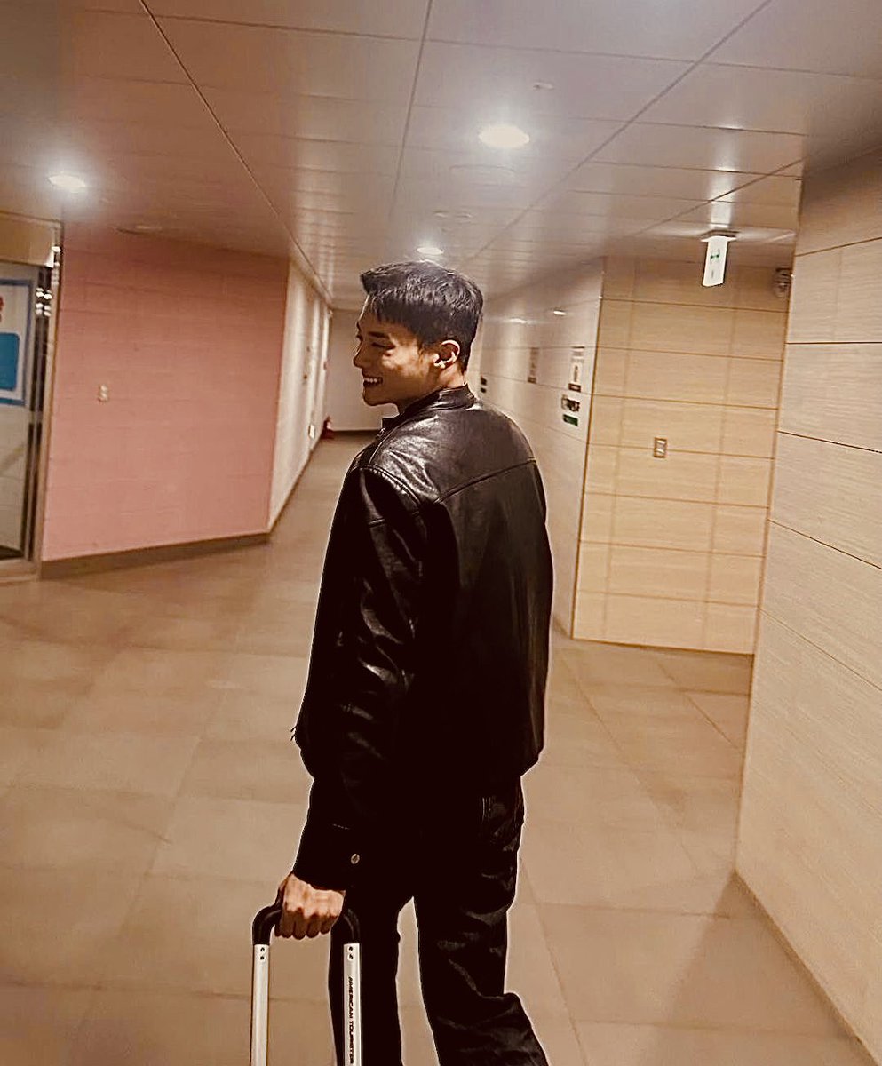 Voidsain's tweet photo. ⠀⠀⠀⠀⠀⠀⠀⠀⠀⠀
⠀⠀⠀⠀⠀⠀
⠀⠀⠀⠀⠀⠀⠀⠀⠀⠀⠀❘⠀⠀ 𝐾𝑜𝑠𝑡 𝐺𝑟𝑖𝑦𝑎 𝑀𝑎𝑛𝑑𝑎𝑙𝑎
⠀⠀⠀⠀⠀⠀⠀⠀⠀⠀⠀⠀⠀⠀ ⠀  16:00 PM.
⠀⠀⠀⠀⠀⠀⠀⠀⠀⠀⠀⠀⠀⠀⠀
Moving House
ᅠᅠ https://t.co/tFtQ55yXu0