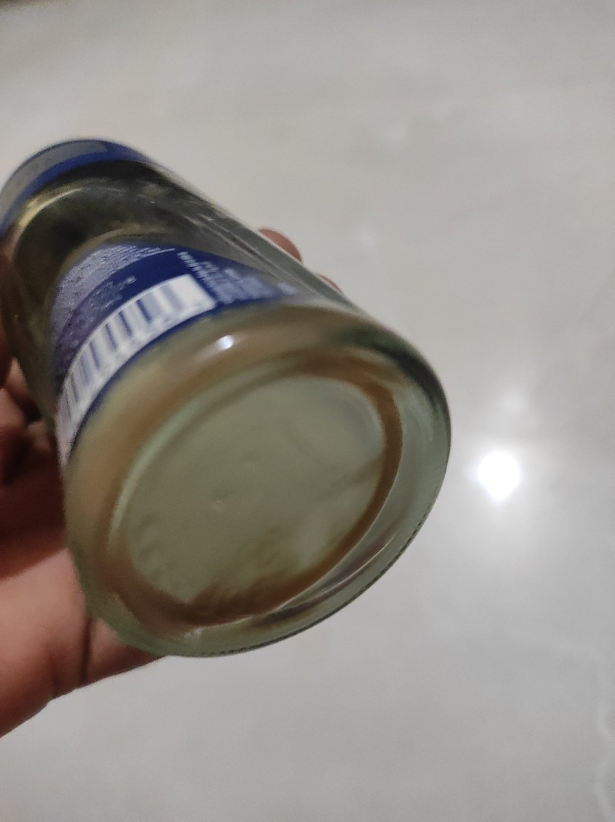 ravendra_garg's tweet photo. The roller I purchased has gone bad even though it’s not expired. I’ve already complained on X and emailed you, but received no resolution.  After sending all the details

@nivea_promo_jp @NIVEA_INDIA @niveaindia @PMOIndia @jagograhakjago @PiyushGoyalOffc https://t.co/O31cRrP9Bm