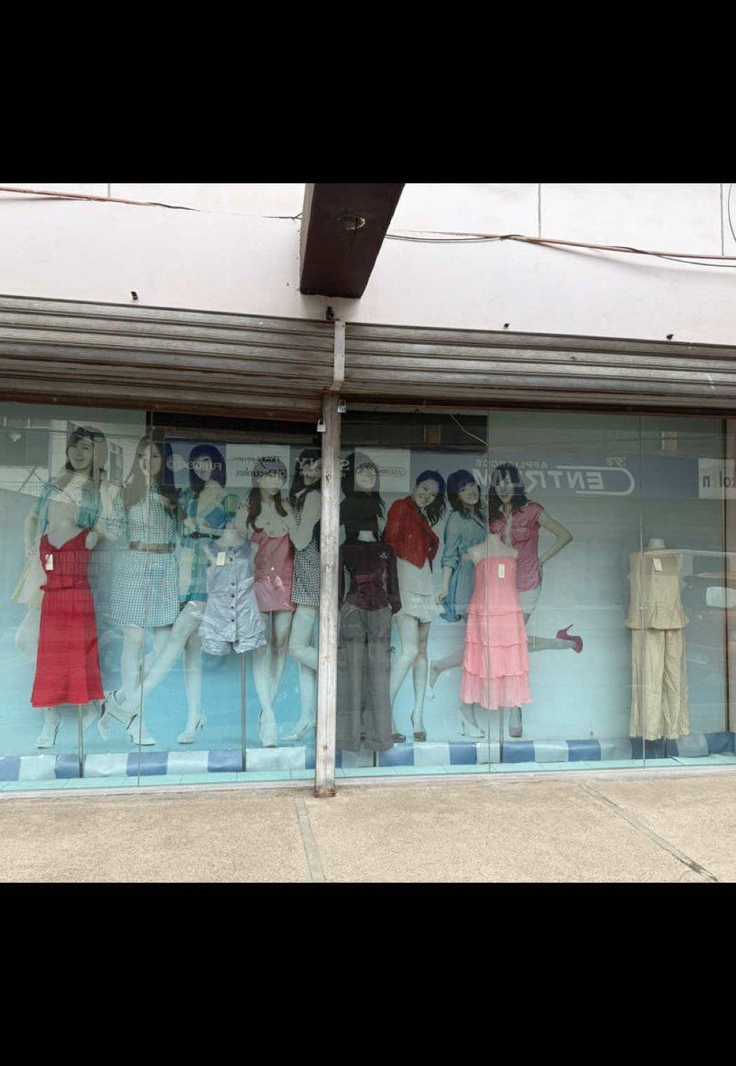 taeresnosliramu's tweet photo. there's another pilgrimage site of ot9 vintage poster in san carlos city, negros occidental, philippines

🖇️ https://t.co/Xx0ZgTJtrr https://t.co/ybiFMMOv1a