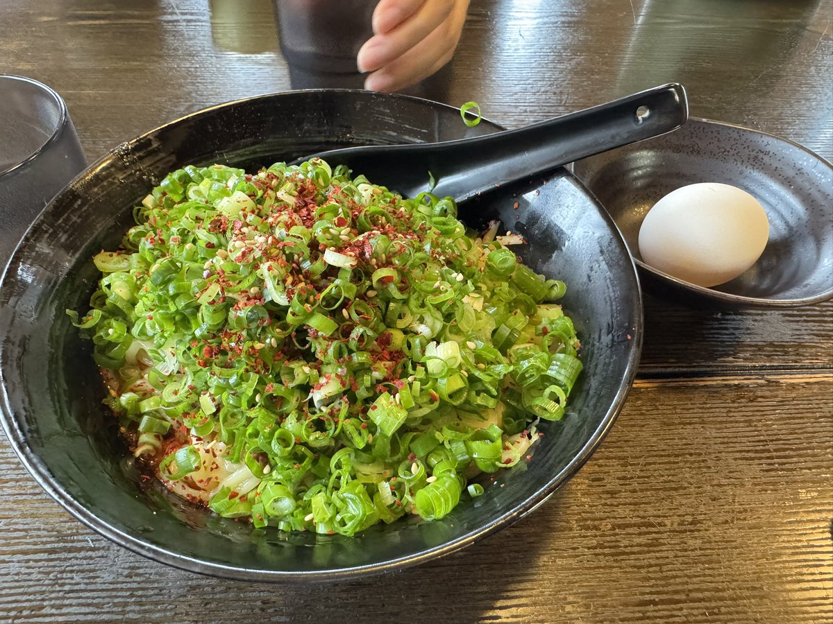 nowrivernow's tweet photo. 最近のラーメンと蕎麦
うまいよなぁ😋

齋虎さんの汁無し坦々麺と坦々麺と醤油
金蛇水神社外苑 Sando Terraceの塩ラーメン
十八番のざるそば https://t.co/qrIhyAN5EQ