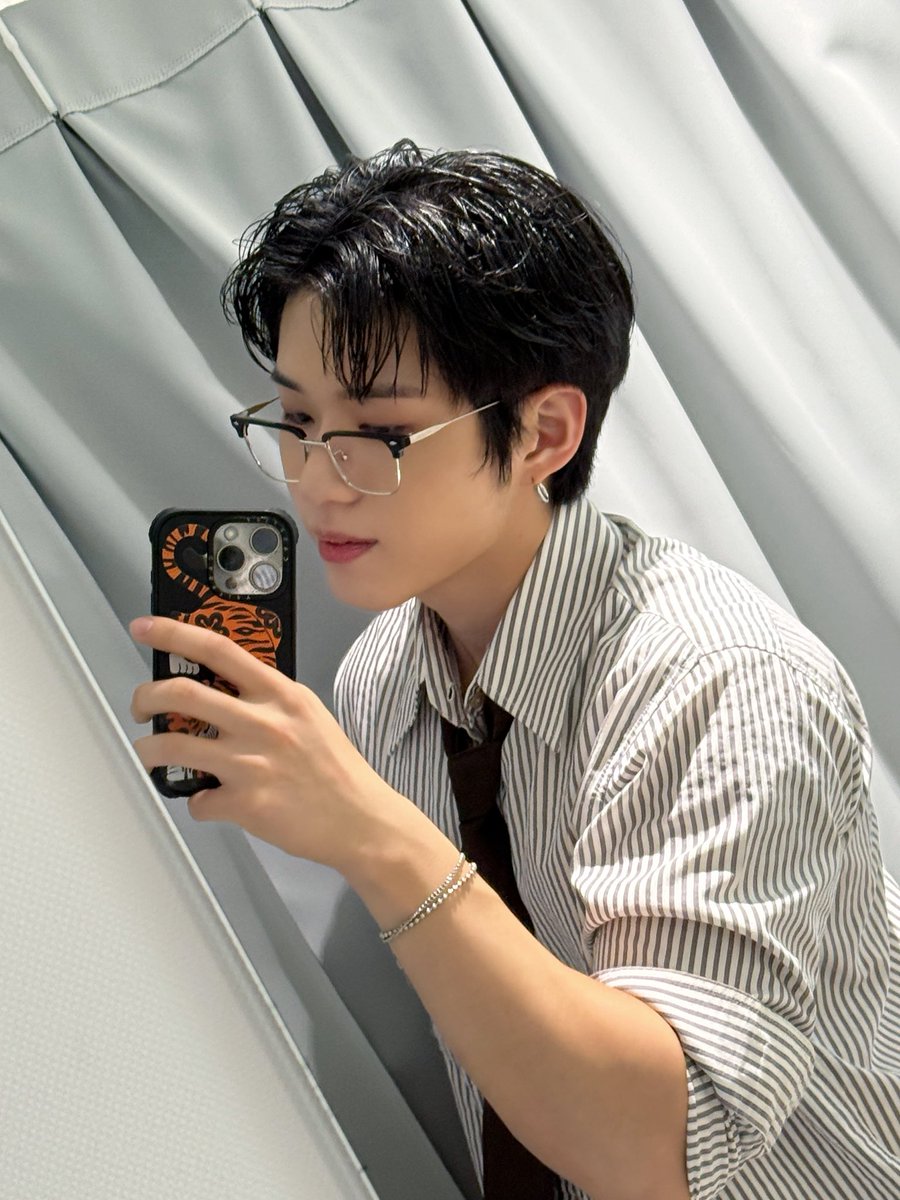YOUNITE_twt's tweet photo. 久しぶり❣️❣️ 

#DEY #데이 https://t.co/AqyqK3dM3x