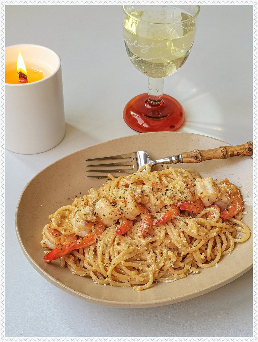 kirusha_gg's tweet photo. Homemade garlic butter pasta ready in 15 mins  No fancy ingredients, just pure comfort u0026 flavor! Perfect quick dinner for busy weekdays. #HomeCooking https://t.co/0f2Kck7XVO