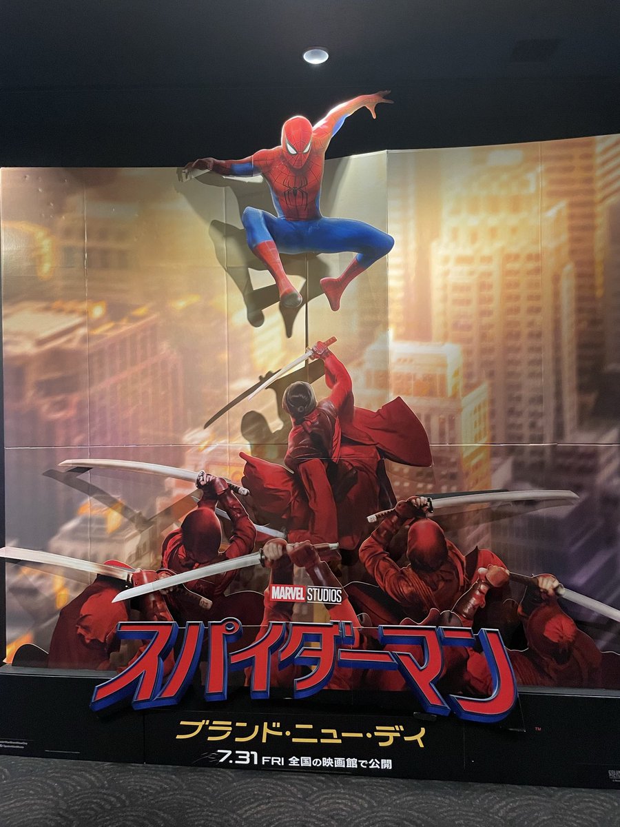 Leo4Yu's tweet photo. スパイダーマン・ブランドニューデイ観てきました✌️1作目に相応しいクオリティの映画でした👏ネタバレにならない範囲で言うと、実質パニッシャーとのバディものでした💀あとセイディーシンクのキャラも良かったし何より可愛い
ただ残念なのはネタバレになるからかパンフにセイディーシンクがいない事🥲 https://t.co/eGSykoYNTf