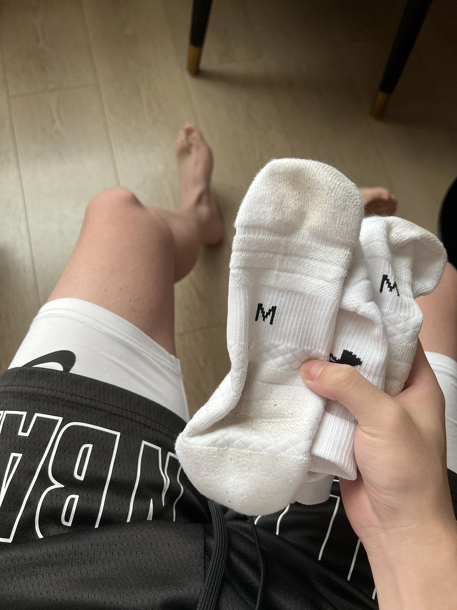 Cclzym's tweet photo. 爸爸的yw袜子 https://t.co/N13GN3ZlYq