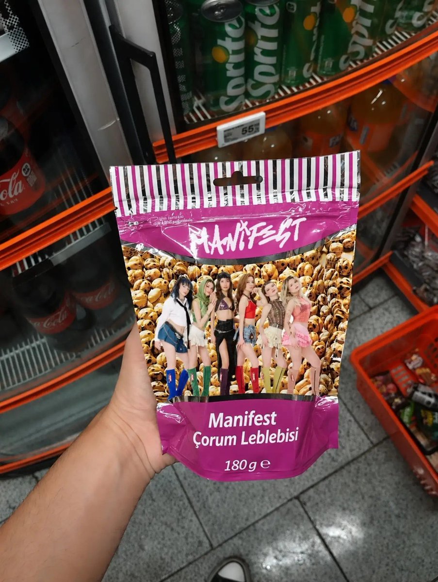gossipmagazinn's tweet photo. Manifest grubuna özel “Çorum Leblebisi” ambalajı hazırlandı. 

• İstanbul’da bir çok markette mevcut. 
• Afiyet olsun. https://t.co/lGJFMX05va