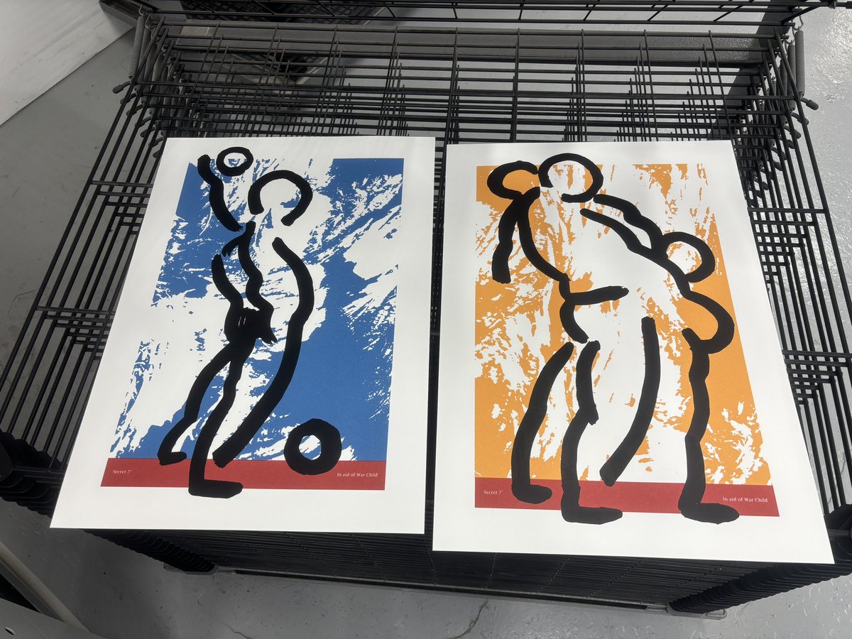 themaccabees's tweet photo. ….To mark 10 years of Secret 7s, War Child also asked Orlando to create two special limited-edition screen prints: the "Figure Drawings," three-colour, A2, just 50 of each, signed and numbered by Orlando himself… https://t.co/9Cdui6mo5M