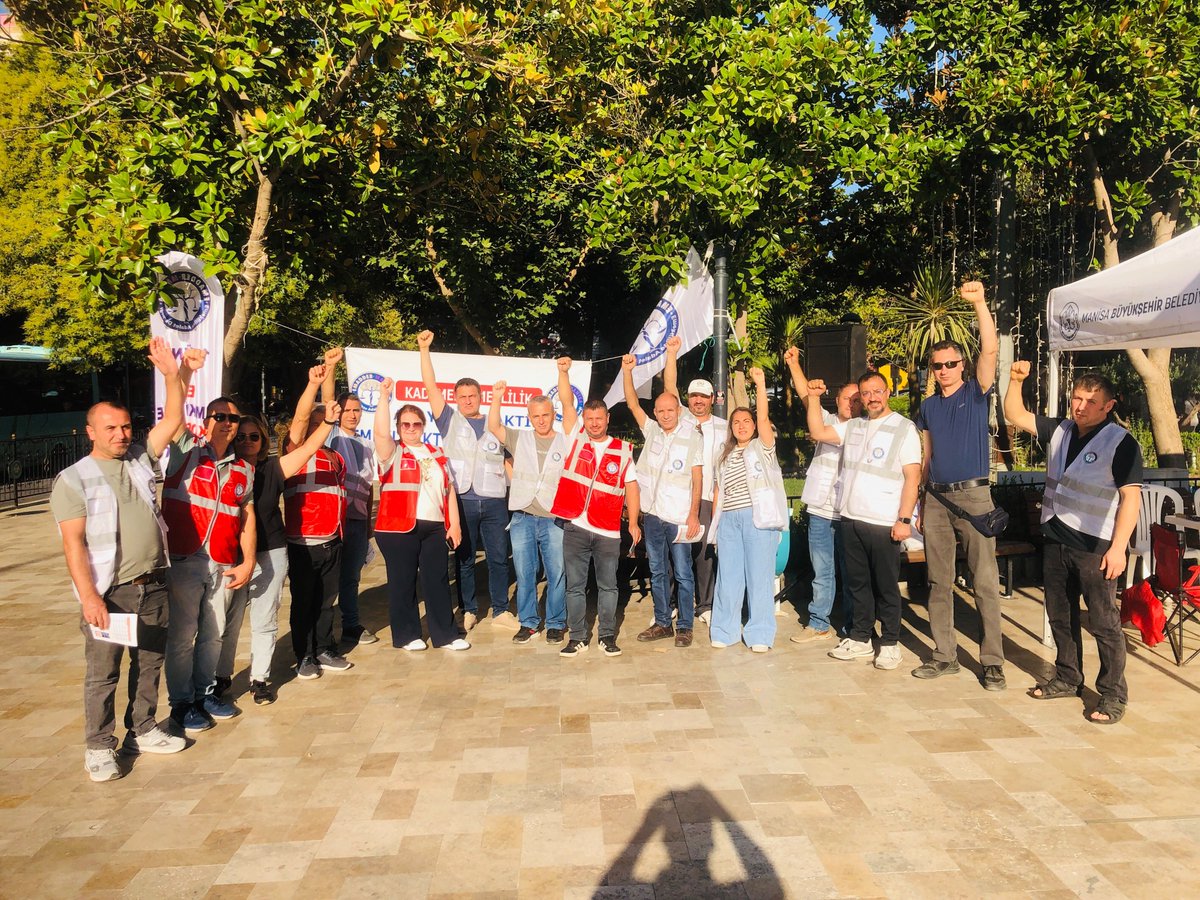 Aky_1907_Ayd's tweet photo. @EmadDernegi Biran önce bitsin artık bu çile vatandaş siyasetçileri ızdırap olmaları için seçmedi. 

@EmadDernegi
#KademeKanunuÇıksın https://t.co/JFZY0OugID