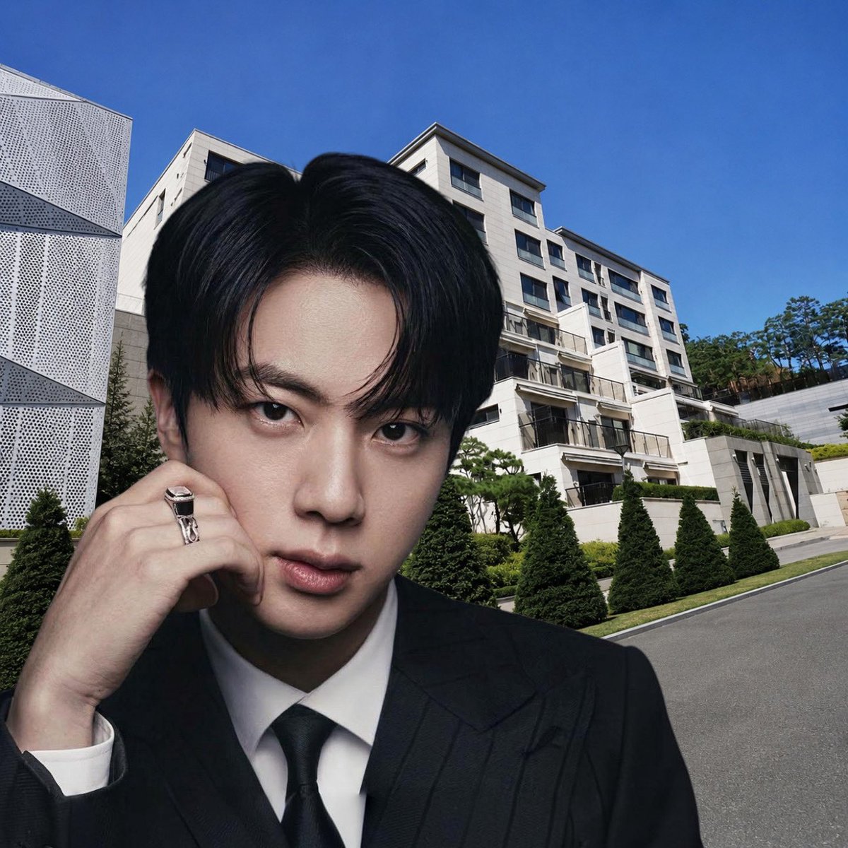 bblackjin's tweet photo. ข่าวเกาหลีรายงานว่า พี่จินขายอพาร์ตเมนต์ในเดือนเมษายน 2026 ด้วยราคา 12.7 พันล้านวอน (~297 ล้านบาท) แล้วพี่จินซื้ออพาร์ตเมนต์นี้เมื่อวันที่ 19 กรกฎาคม ด้วยเงินสดราว 4.49 พันล้านวอน (~105 ล้านบาท) 

— ทำกำไรจากส่วนต่างได้ 8.21 พันล้านวอน (~ 192 ล้านบาท) ภายในเวลาประมาณ 7 ปี

//พี่เอาเงินเก็บไว้ไหนหมด ทั้งเป็นศิลปิน CEO ไหนจะทำอสังหาริมทรัพย์ เล่นหุ้นอีก รวยไม่พอ แถมหล่อ ฉลาด ขยันทำงานอีก สเปคผู้หญิงทั่วโลก