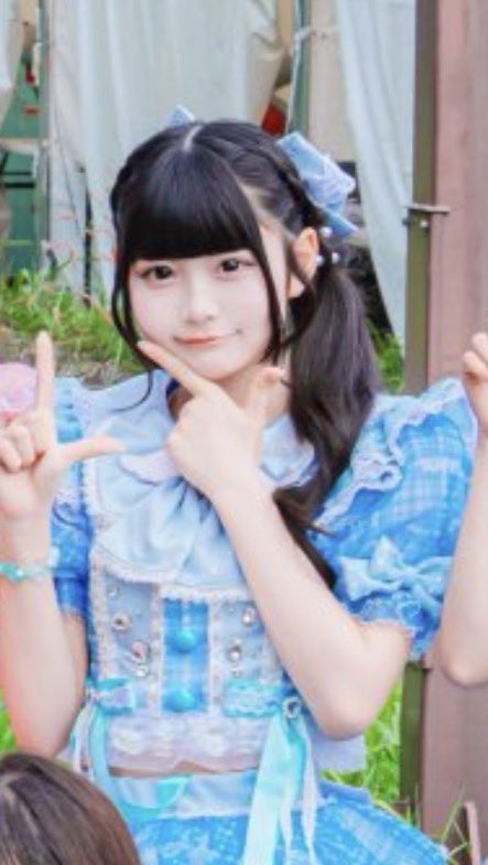 yl_zuc32's tweet photo. やばいお姉さんすぎる( ᵕ ᵕ̩̩ )
ほんとにかわいいです、、、😭😭 https://t.co/flEDhu7e6p