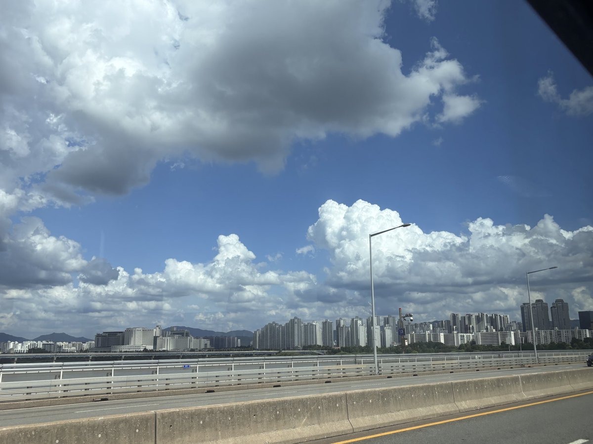 gobackzv's tweet photo. 天气好好 https://t.co/U1LppBcARM