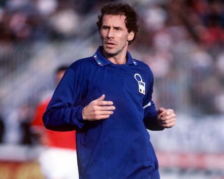 SerieA_Lawas's tweet photo. REST IN PEACE 💔

Selamat Jalan Legenda Nomor 6, Franco Baresi.

Abadi selama-lamanya. https://t.co/iYZyse4de6