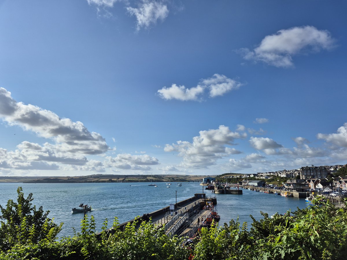 QuayArtPadstow's tweet photo. Good morning Padstow #Padstow #NorthCornwall #TheCamelEstuary #HelloSunshine #CornishBlue
@Westcountry @WendyMounce @Cornwall_Coast
@Devon_Cornwall @iloveukcoast @Intocornwall
@ILoveCornwallUK @Cornishreview @Cornish_Review https://t.co/AAutHP9mQI