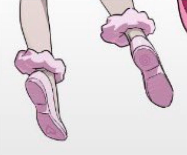 zomtill's tweet photo. the bottom of her shoes r always so cute https://t.co/0TCHV9F5MR