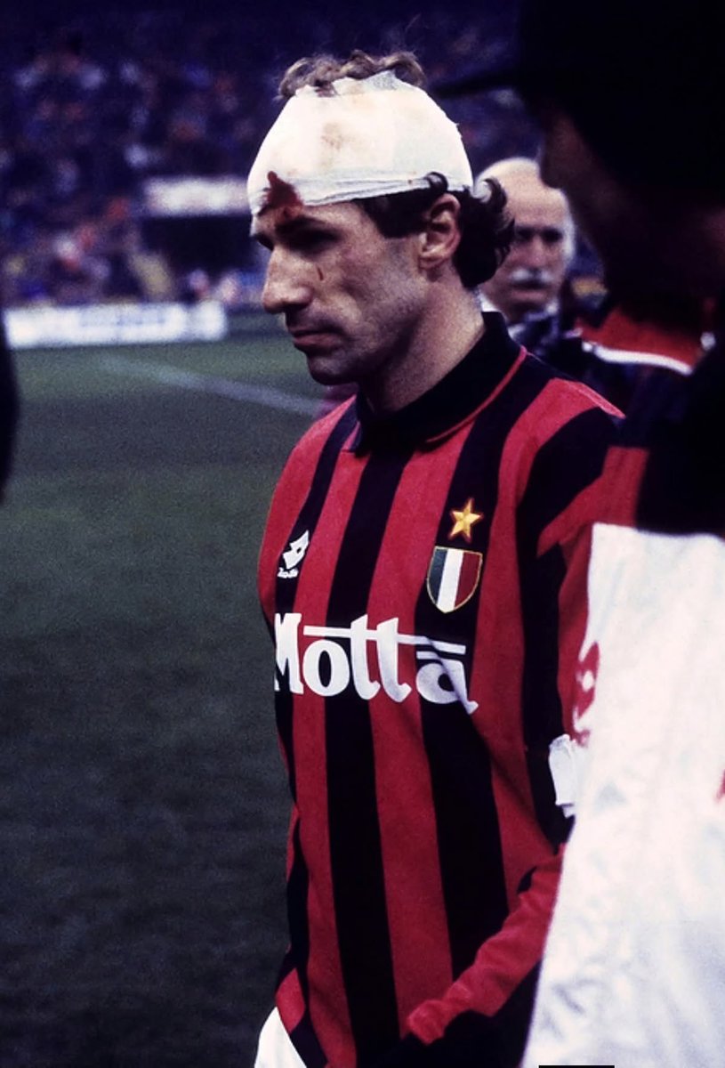 MasEco_es's tweet photo. One club man. 💔 https://t.co/BkJq41rJak
