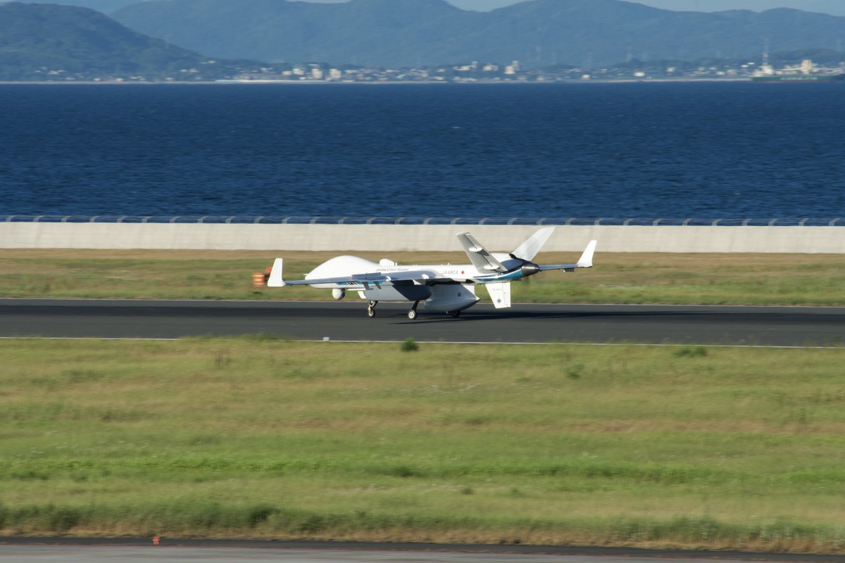 Dash828_'s tweet photo. 2026/07/27 RJFR/KKJ
JAPAN COAST GUARD
General Atomics MQ-9B Sea Guardian
JA480A
初めて撮影した無人航空機
#RJFR #北九州空港 #海上保安庁 #JA480A https://t.co/spe4Sf32SX